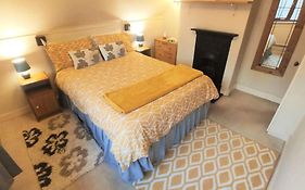 Eastwood Cottage - Forest Row